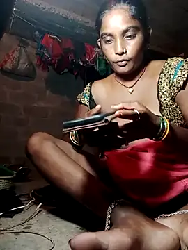 Snapshot of sadhna200 chatting on 09/11/25, 06:19 sadhna200 online show from 09/11/25, 06:19