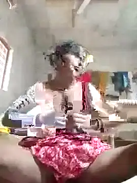 Snapshot of sadhna200 chatting on 10/26/25, 09:37 sadhna200 online show from 10/26/25, 09:37