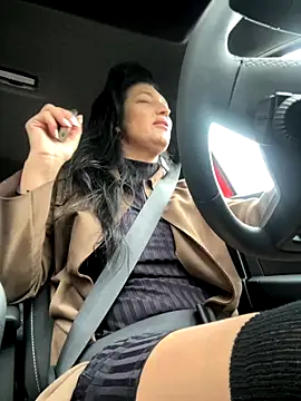 Snapshot of BellaEveX chatting on 11/09/25, 01:20 BellaEveX online show from 11/09/25, 01:20