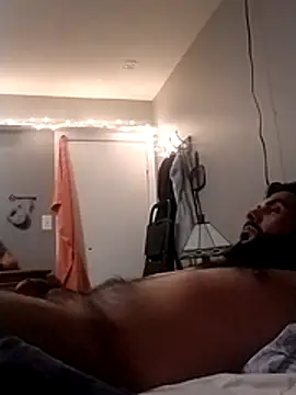 Snapshot of hornylatino702 chatting on 01/14/26, 07:36 hornylatino702 online show from 01/14/26, 07:36