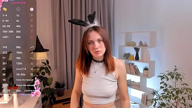 SirenaOstrem online show from 11/27/25, 11:12