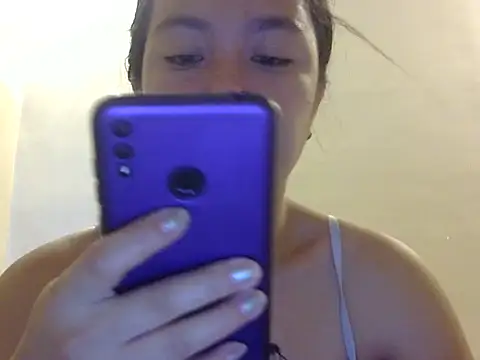 Lovelyclaya online show from 09/26/25, 01:31