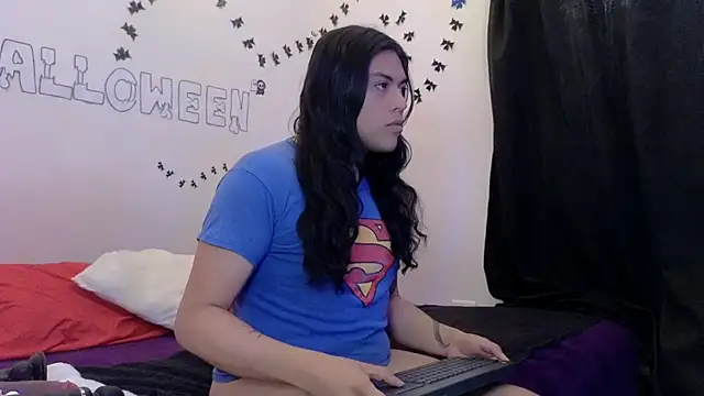 Snapshot of Ariana_rodriguez_0 chatting on 10/28/25, 01:25 Ariana rodriguez 0 online show from 10/28/25, 01:25