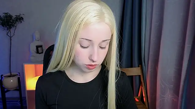 YukiMisa online show from 04/15/26, 05:31