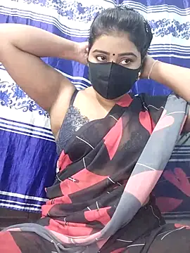 Snapshot of CutePriya59 chatting on 11/05/25, 06:52 CutePriya59 online show from 11/05/25, 06:52