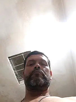 pittivm online show from 12/17/25, 12:16