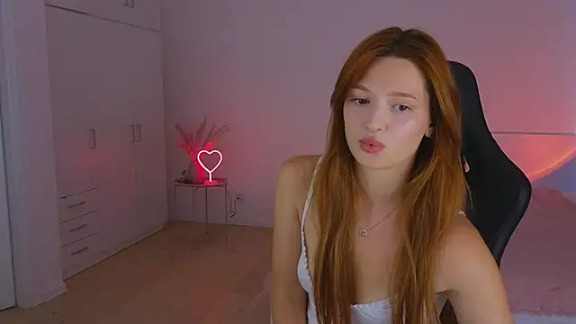 CuteAriel7 online show from 06/29/26, 04:51