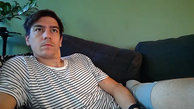 Snapshot of Ador_mask chatting on 09/20/25, 01:34 Ador mask online show from 09/20/25, 01:34