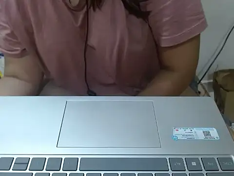 Snapshot of Nataliya_Singh chatting on 04/28/26, 07:41 Nataliya Singh online show from 04/28/26, 07:41