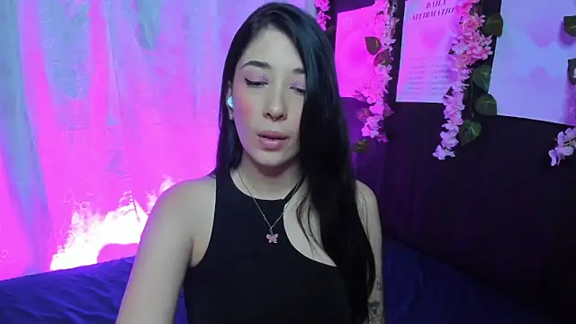 Snapshot of lia__harry chatting on 02/16/26, 03:35 lia harry online show from 02/16/26, 03:35