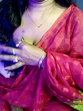 Snapshot of monaa-darling chatting on 11/04/25, 05:56 monaa-darling online show from 11/04/25, 05:56