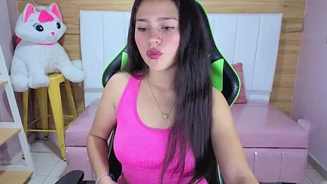 Emilia love a online show from 04/22/26, 03:09