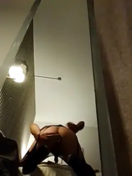 WindyMovement543 online show from 12/17/25, 10:05