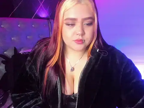 im bunny   online show from 11/23/25, 11:32