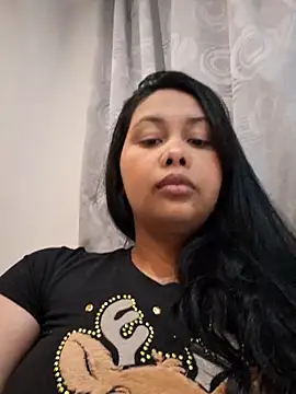 Alessandraa- online show from 04/17/26, 12:02