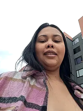 Alessandraa- online show from 04/23/26, 09:06