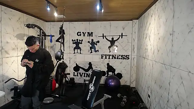 MrJustin  online show from 11/15/25, 09:00