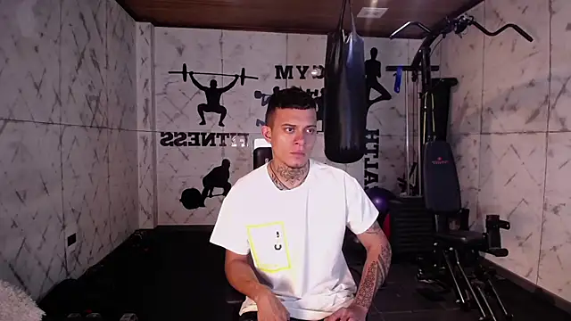 MrJustin  online show from 11/24/25, 07:57