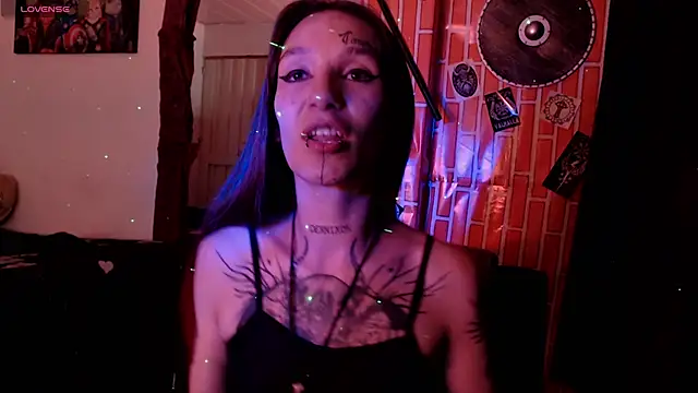 Snapshot of lilithword chatting on 02/14/26, 02:52 lilithword online show from 02/14/26, 02:52