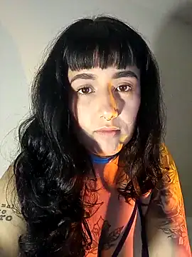 Jinx  x online show from 12/17/25, 04:40