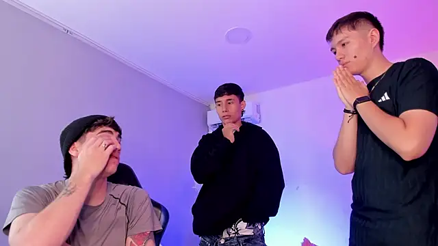 Handsomeboyss19 online show from 06/16/26, 12:41