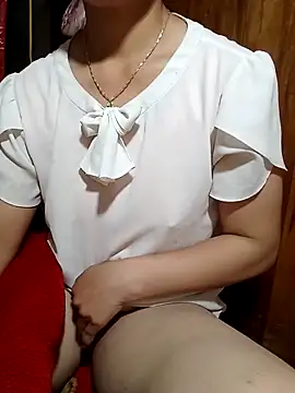 Snapshot of hera-00 chatting on 10/06/25, 02:03 hera-00 online show from 10/06/25, 02:03