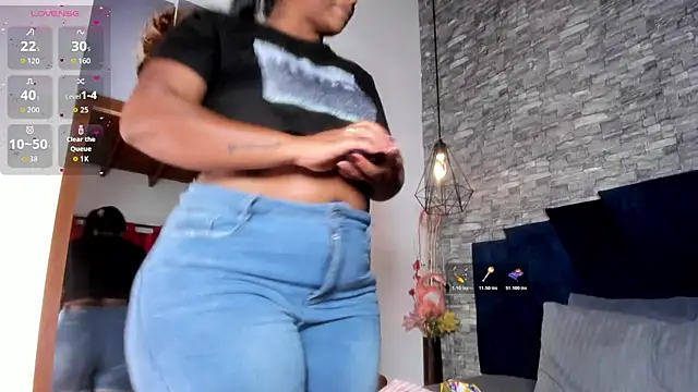 Emily Brown18 online show from 03/19/26, 04:27