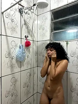 Snapshot of Casal-foda_braba chatting on 10/13/25, 11:27 Casal-foda braba online show from 10/13/25, 11:27