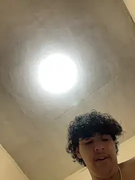 Snapshot of Casal-foda_braba chatting on 10/25/25, 12:02 Casal-foda braba online show from 10/25/25, 12:02