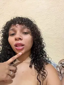 Casal-foda braba online show from 02/05/26, 01:38