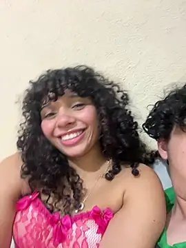Snapshot of Casal-foda_braba chatting on 06/04/26, 12:38 Casal-foda braba online show from 06/04/26, 12:38