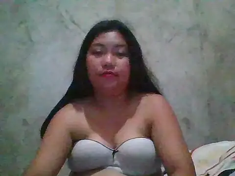 nikki zapphire online show from 10/28/25, 01:31