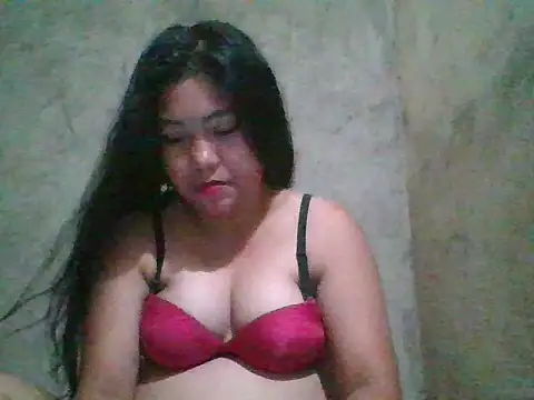 Snapshot of nikki_zapphire chatting on 04/18/26, 04:27 nikki zapphire online show from 04/18/26, 04:27