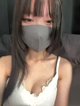 Snapshot of Arisa1_tyan chatting on 10/02/25, 04:52 Arisa1 tyan online show from 10/02/25, 04:52