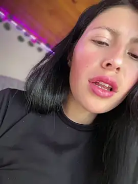 Mia salinass online show from 06/21/26, 08:00