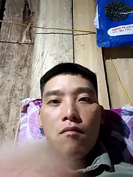 Snapshot of Chao_xxx chatting on 09/11/25, 01:00 Chao xxx online show from 09/11/25, 01:00