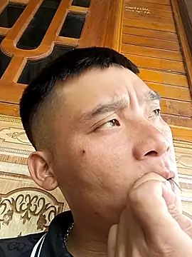 Snapshot of Chao_xxx chatting on 09/22/25, 06:04 Chao xxx online show from 09/22/25, 06:04