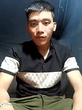 Snapshot of Chao_xxx chatting on 10/02/25, 12:34 Chao xxx online show from 10/02/25, 12:34