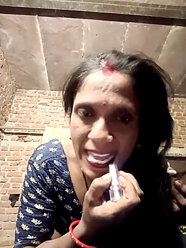 Xx pooja online show from 10/17/25, 03:03