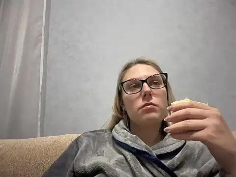 NikexPretty online show from 11/26/25, 03:35