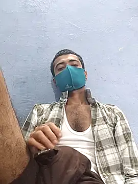 Snapshot of GirlsCrush_ chatting on 09/27/25, 09:47 GirlsCrush  online show from 09/27/25, 09:47