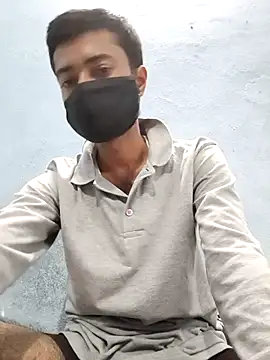 Snapshot of GirlsCrush_ chatting on 11/02/25, 07:11 GirlsCrush  online show from 11/02/25, 07:11