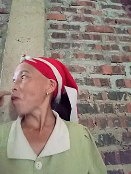 me-cute online show from 09/15/25, 10:26