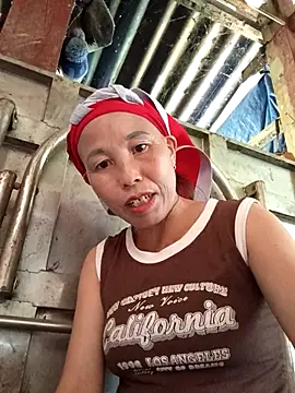 me-cute online show from 09/19/25, 01:29