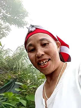 me-cute online show from 10/01/25, 01:00