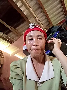 me-cute online show from 10/02/25, 02:29