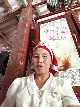 me-cute online show from 10/09/25, 05:16