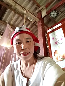 me-cute online show from 11/09/25, 12:42