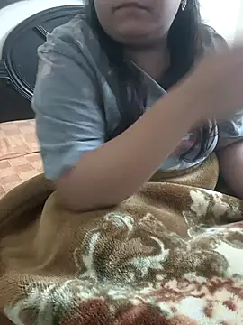 payal 261072  online show from 12/05/25, 02:31