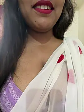 Snapshot of Shneeha_le chatting on 07/10/26, 09:01 Shneeha le online show from 07/10/26, 09:01
